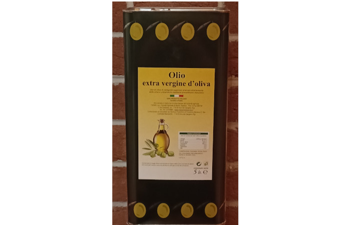 L’olio extravergine di oliva di “Masseria Le Macine”